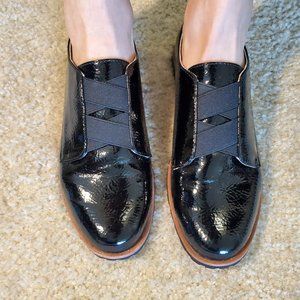 Black shiny leather super comfortable Katie and Kelly brand shoes
